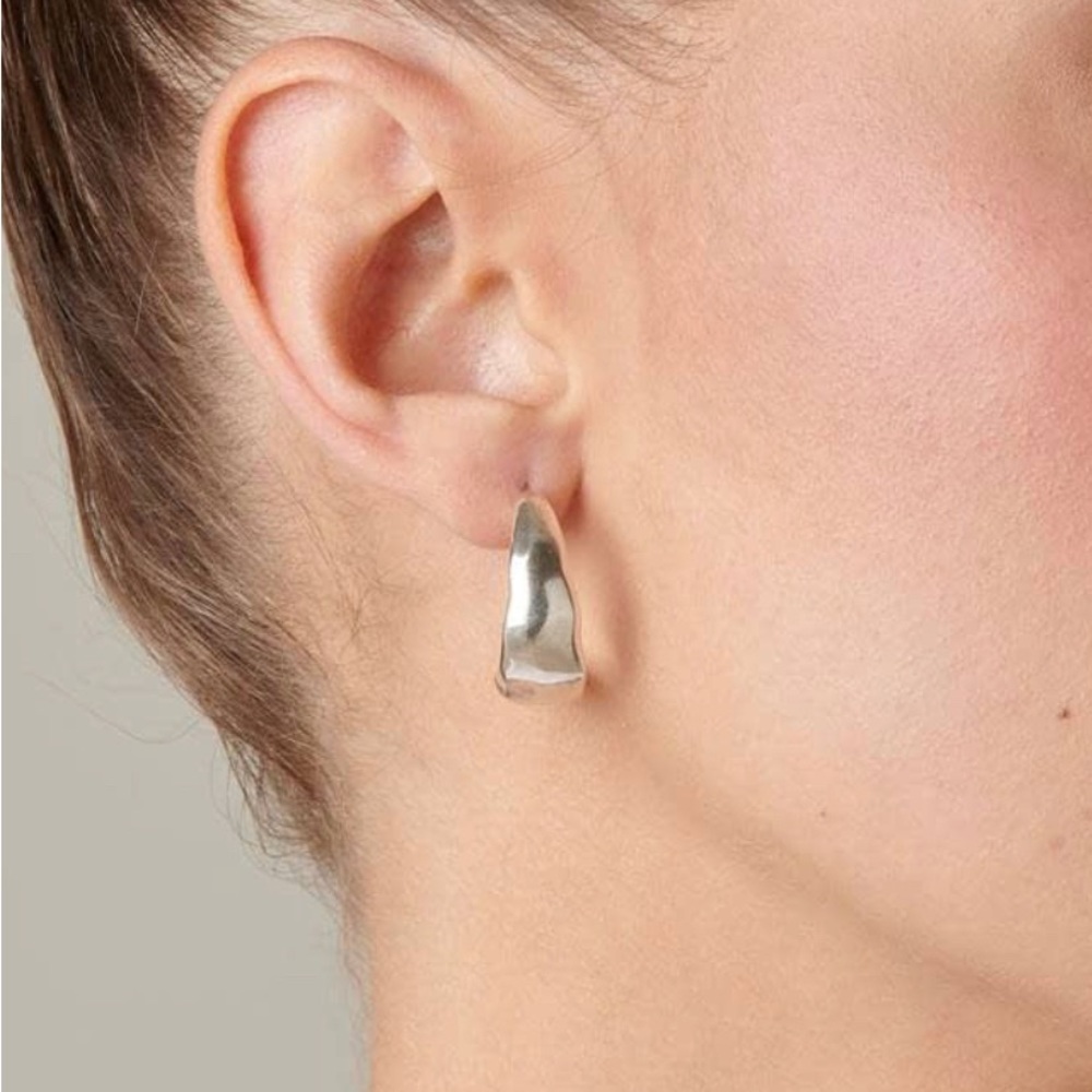 Uno De 50 Silver Hoop Earrings